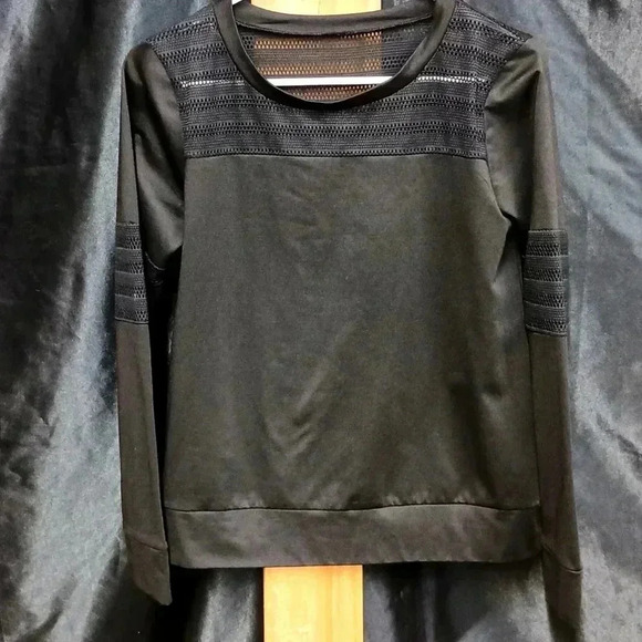 rain beu Tops - Elegant Black Long Sleeve Top